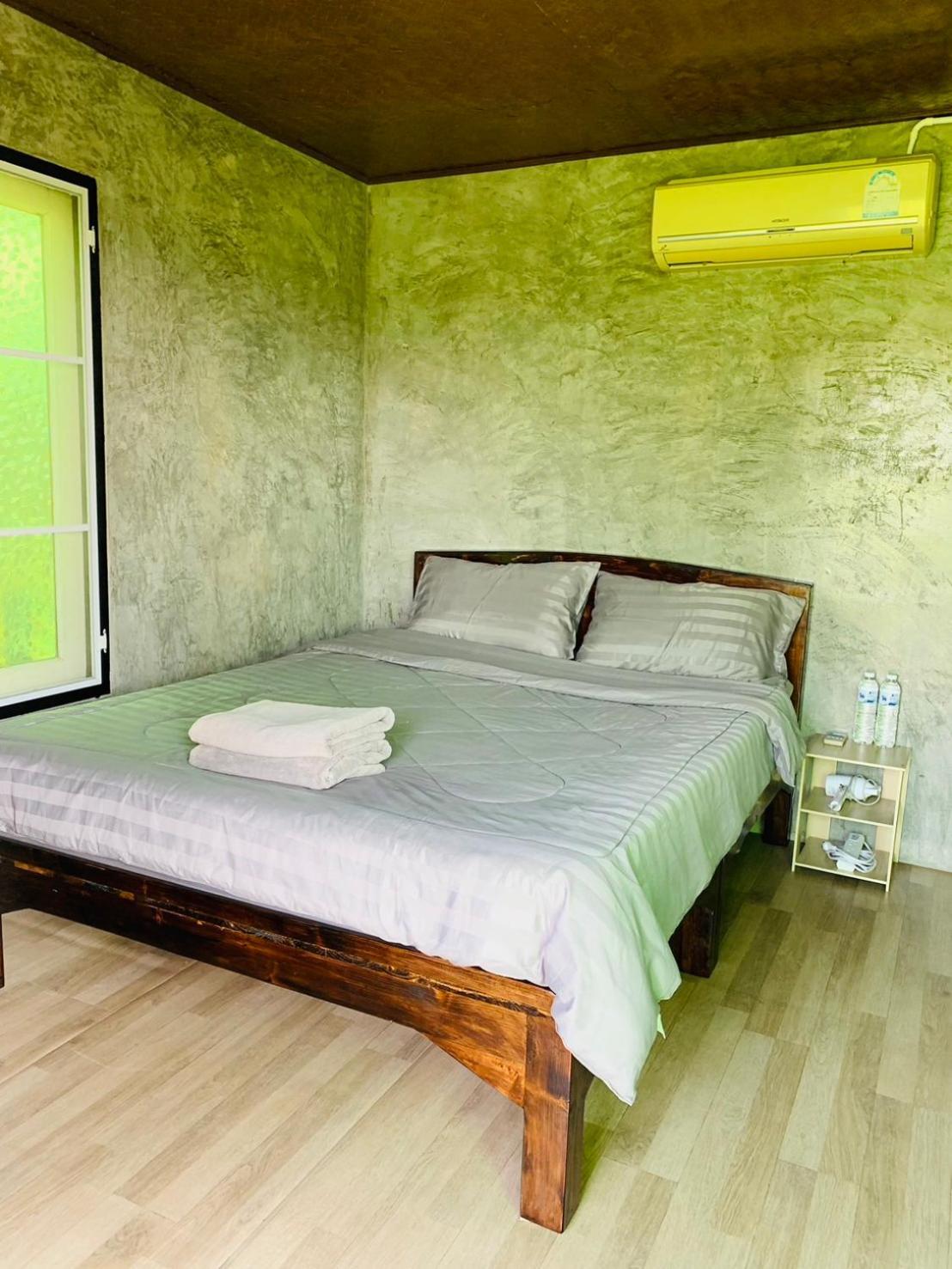Krathom Doi Luang Hotel Chiang Dao Buitenkant foto